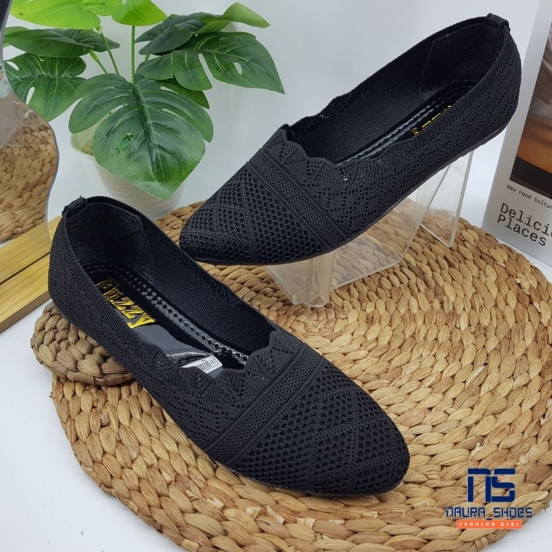Ssy - NAURA SHOES Sandal Dan Sepatu Wanita Dewasa YUMNA PMF64 Flatshoes Rajut Halus Slip On Pansus