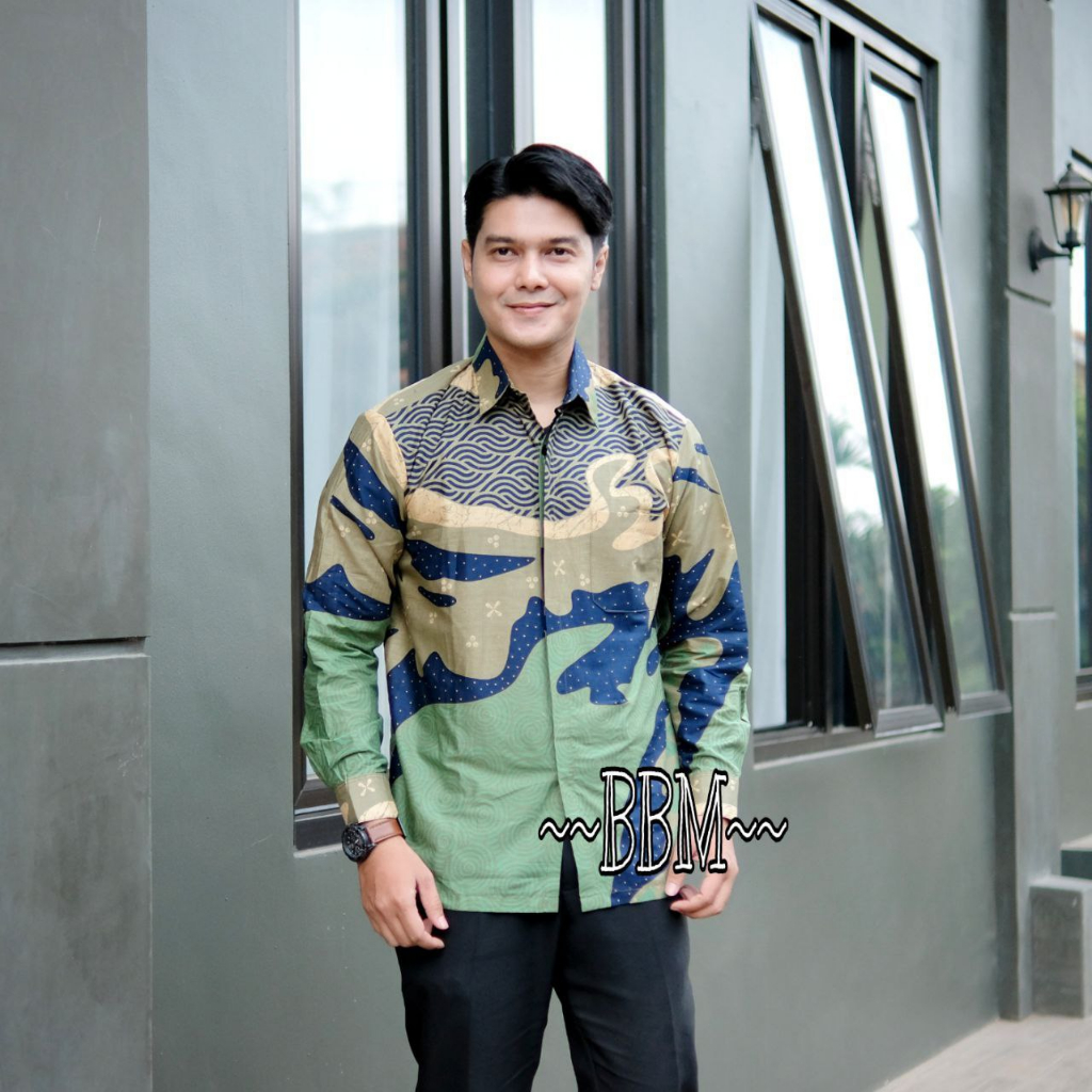 Batik pria sage green kemeja lengan panjang warna hijau