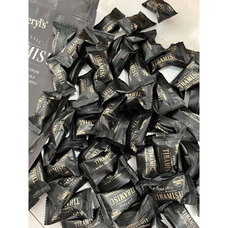 

CemilanBintan ( Beryls Classic Tiramisu White&Dark ) 300gr