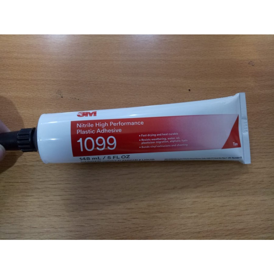 1099 Nitrile Plastic Adhesive 3M Tube 148ml