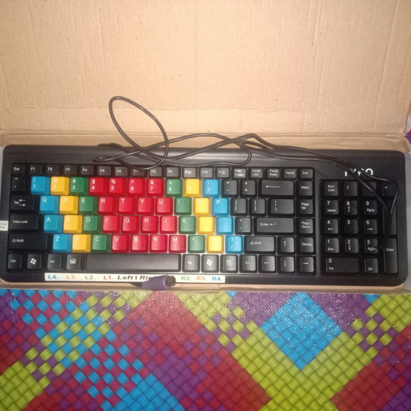 keyboard PS2 bekas