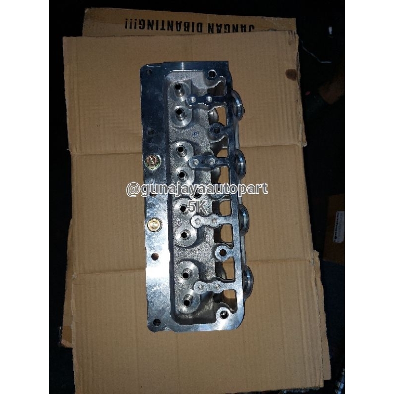 cylinder head deksel Toyota kijang super 5k baru non ori