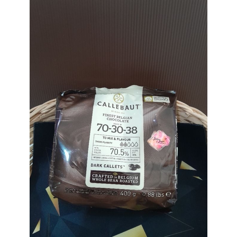 

CALLEBAUT CHOCOLATE BELGIAN 70% 400 GR