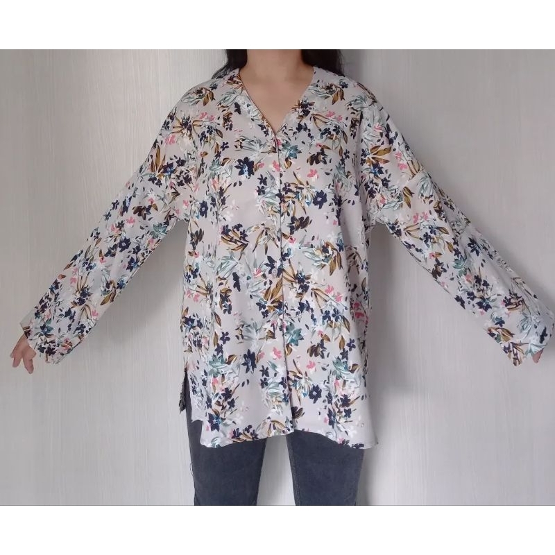 St.Yves Blouse kemeja motif bunga