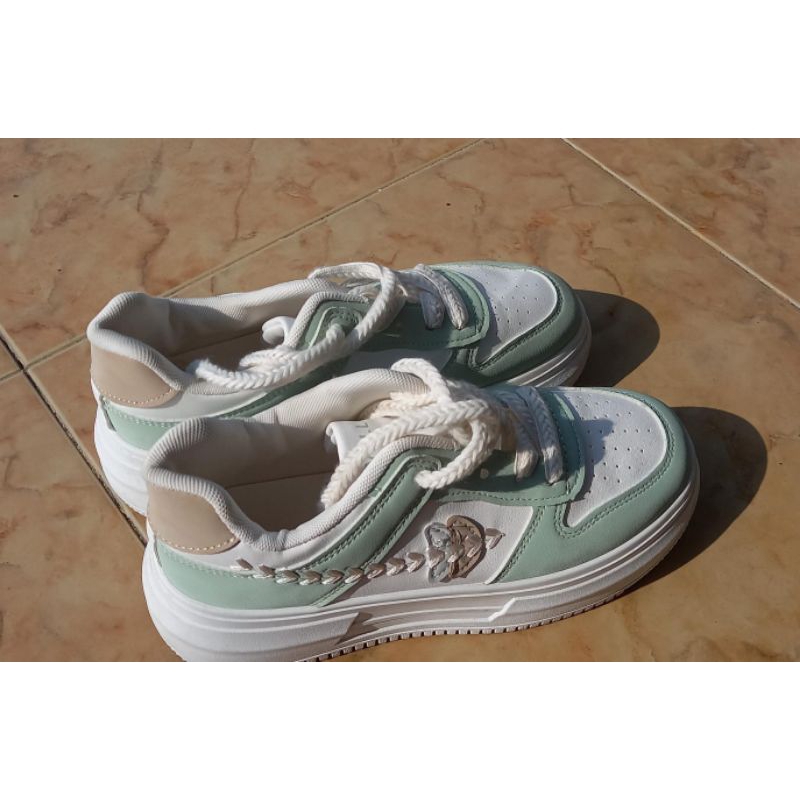Sepatu sovella mint