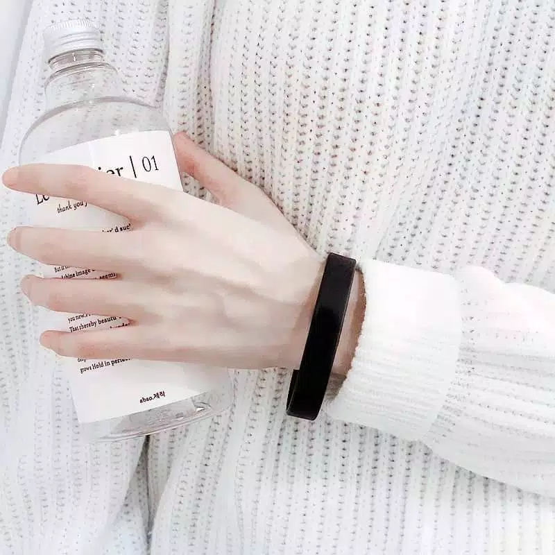 Gelang Karet Distro Hitam Polos Bracelet Rubber Fashion Pria Wanita Sport