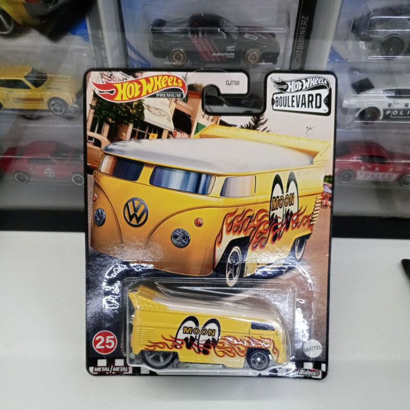 Hotwheels Mooneyes Volkswagen drag bus