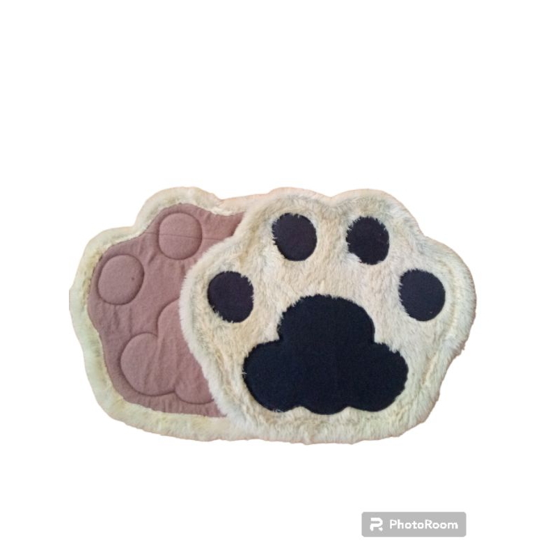 Keset Kaki Karakter Busa Bulu Laspur Anti Selip Motif Kaki Kucing