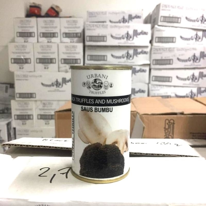 

URBANI Black truffles and Mushroom sauce 6.1 Oz 180 Gr