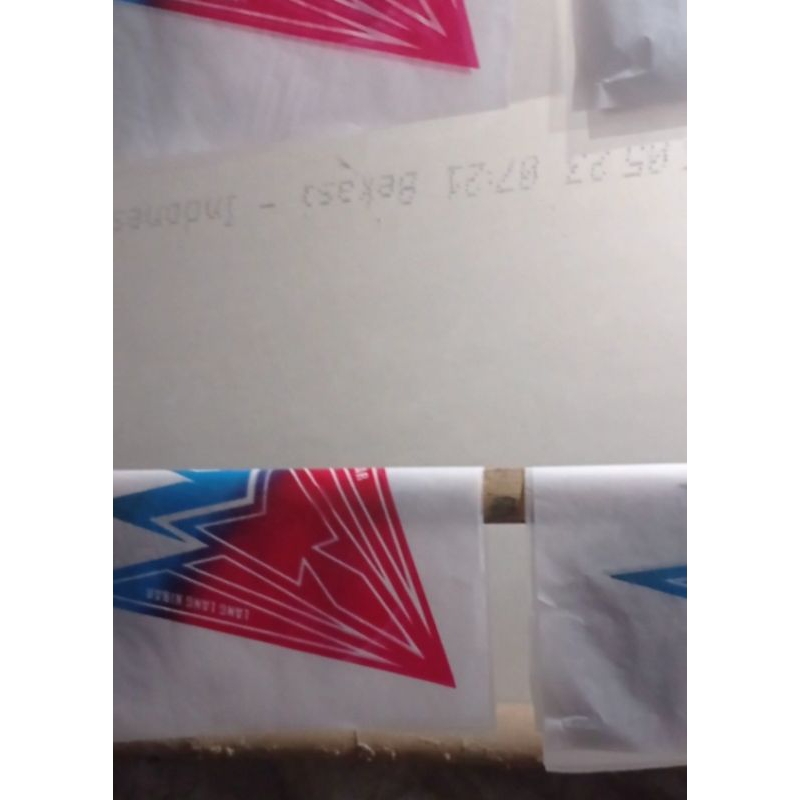 kertas minyak layangan sukhoi 3warna sembur LANG LANG KIBAR, DAPAT 200 PCS