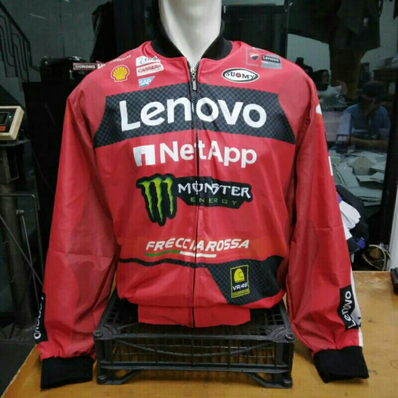 Jaket Ducati Lenovo Team MotoGP - riello - Shell - VR 46 - Michelin - NetApp - Frecciarossa - Suomy 