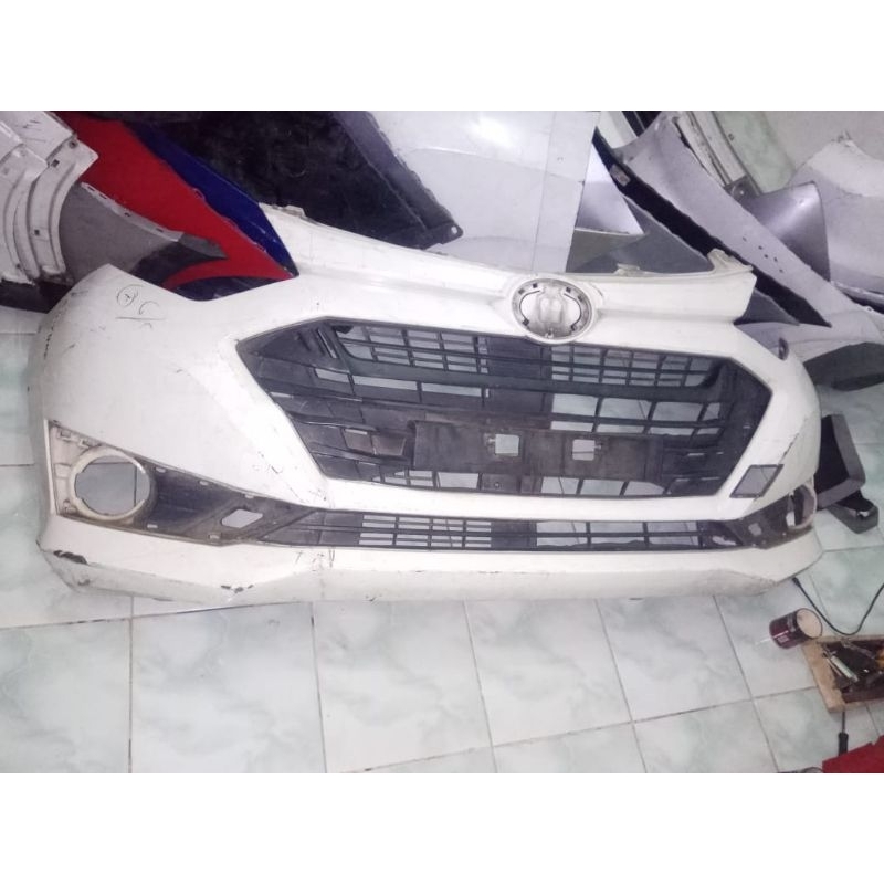 bemper depan sigra