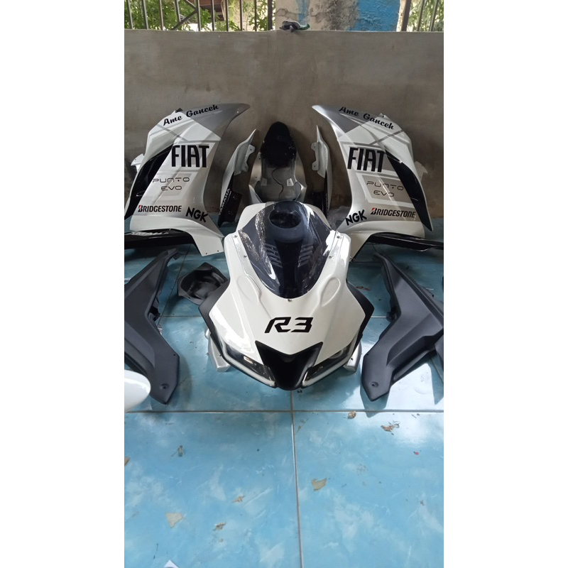 Fullset fairing byson model r15 v3