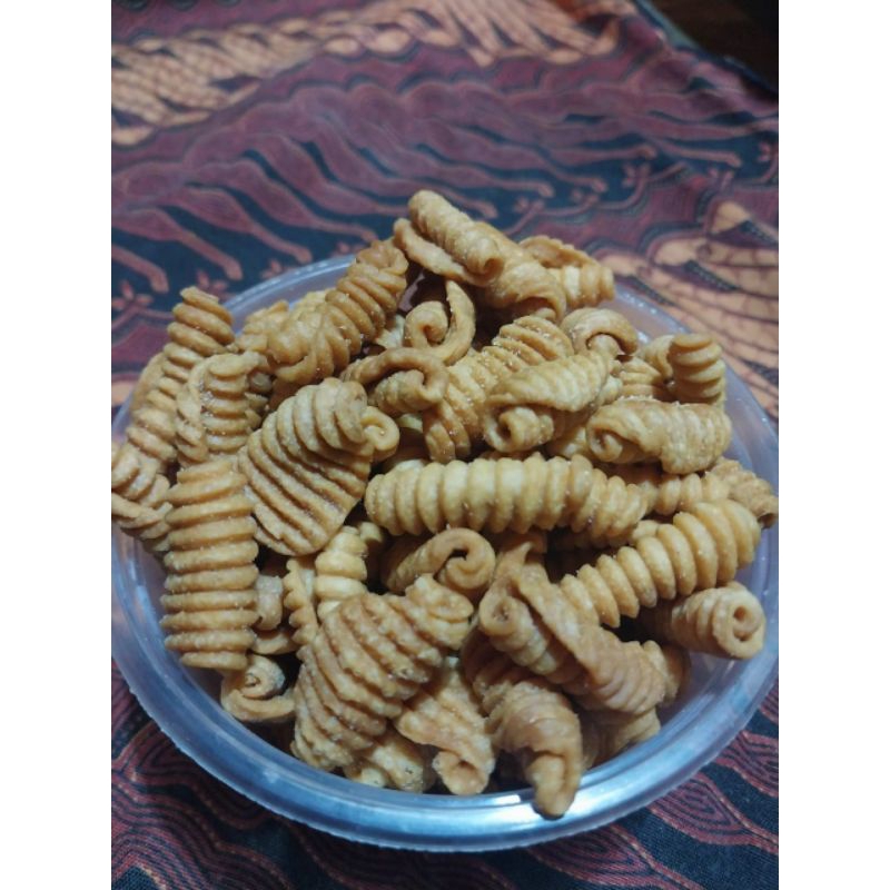 

Kue Garpu Kue Kuwuk Lebaran Pedas Gurih hot molotot