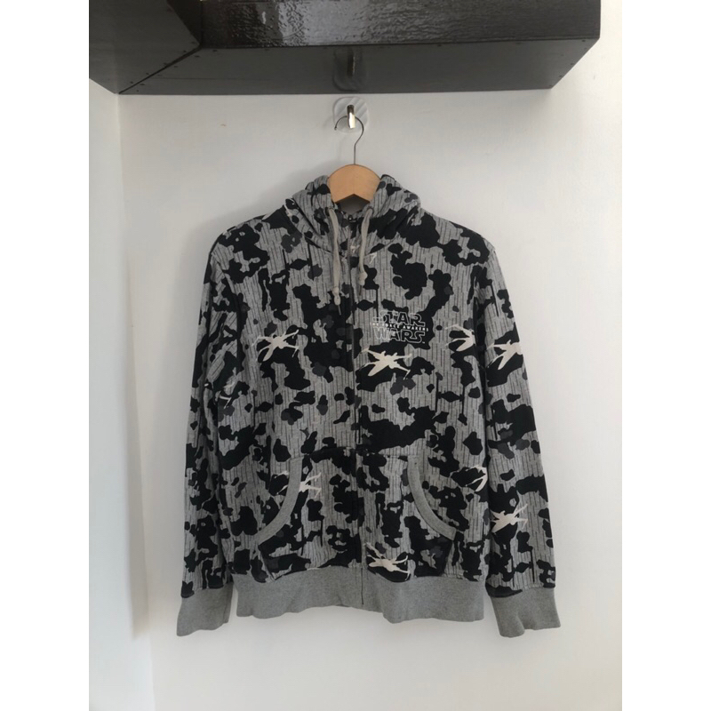 ZH UNIQLO X STARWARS CAMO SHERPA