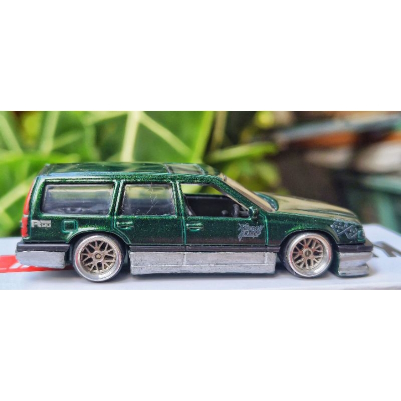 Hotwheels Volvo 850 Estate Custom