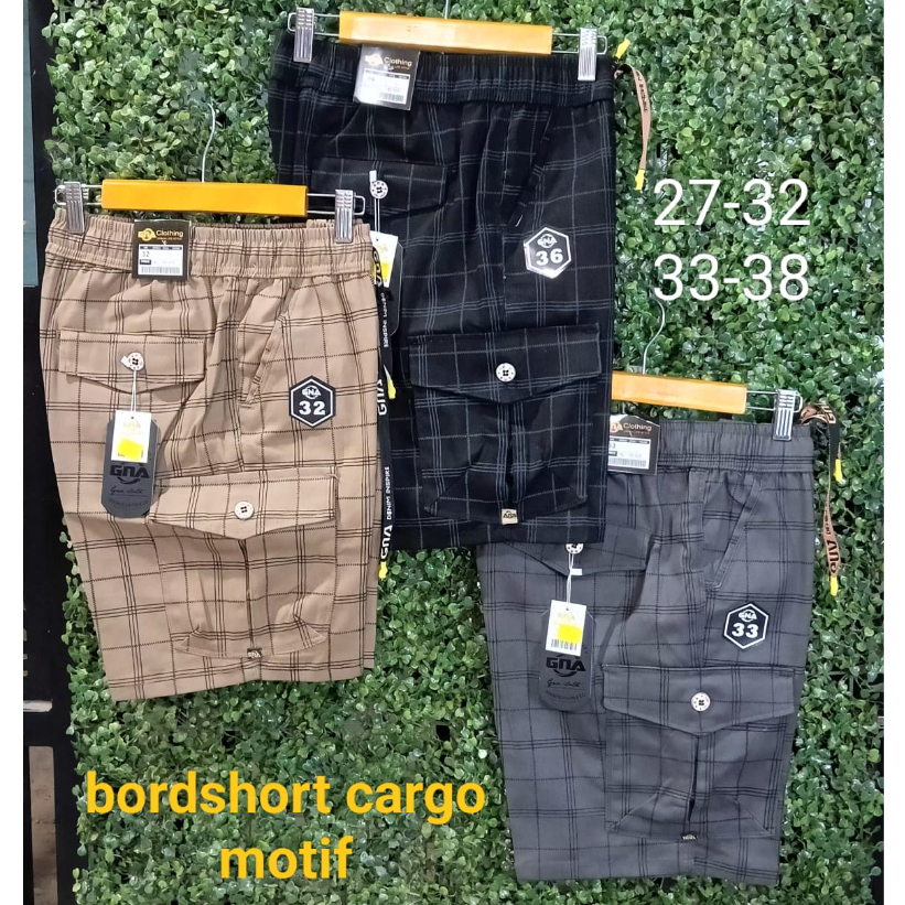 Celana pendek Cargo motif_celana pendek  motif kotak_Celana pendek pria