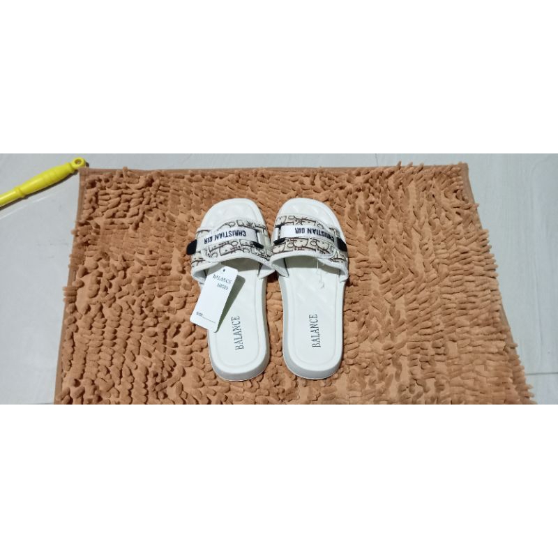 sandal wedges Dior karet wanita