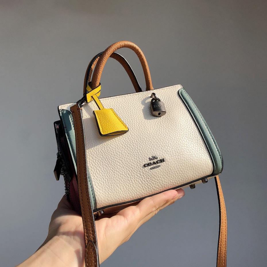 (Shopee Live) New COACH C1426 Women's Mini ZOE Crossbody Bag Mini Handbag