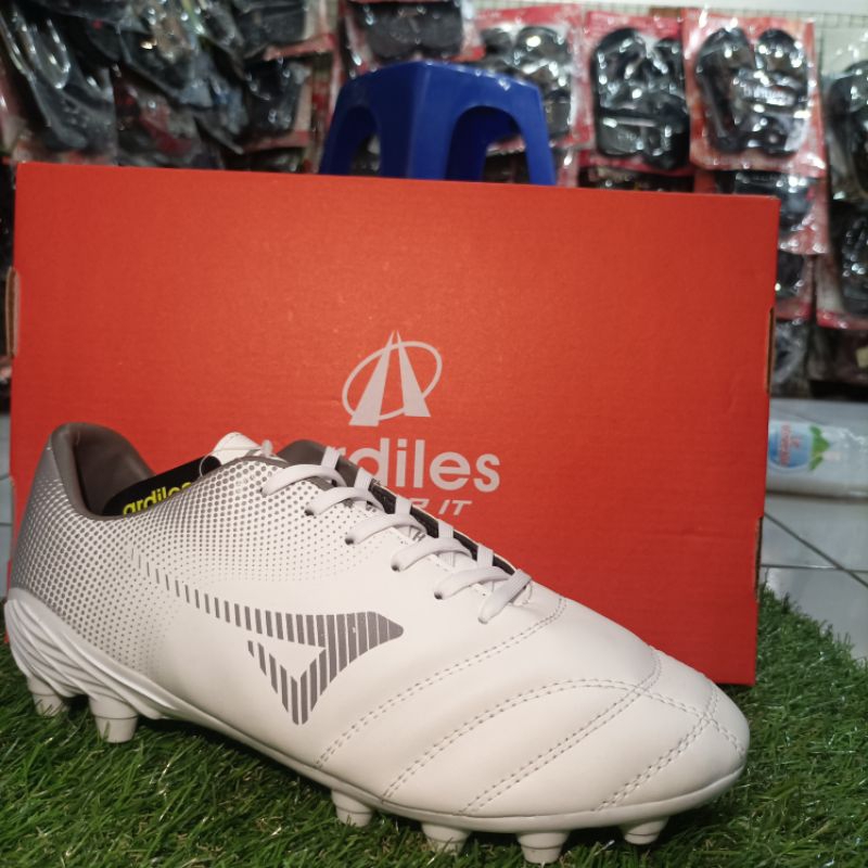 SEPATU BOLA ARDILES ADAGIO