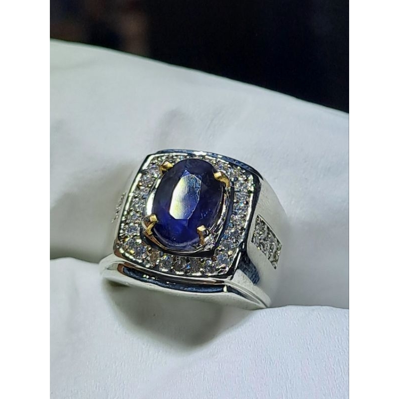 batu permata blue safir afrika