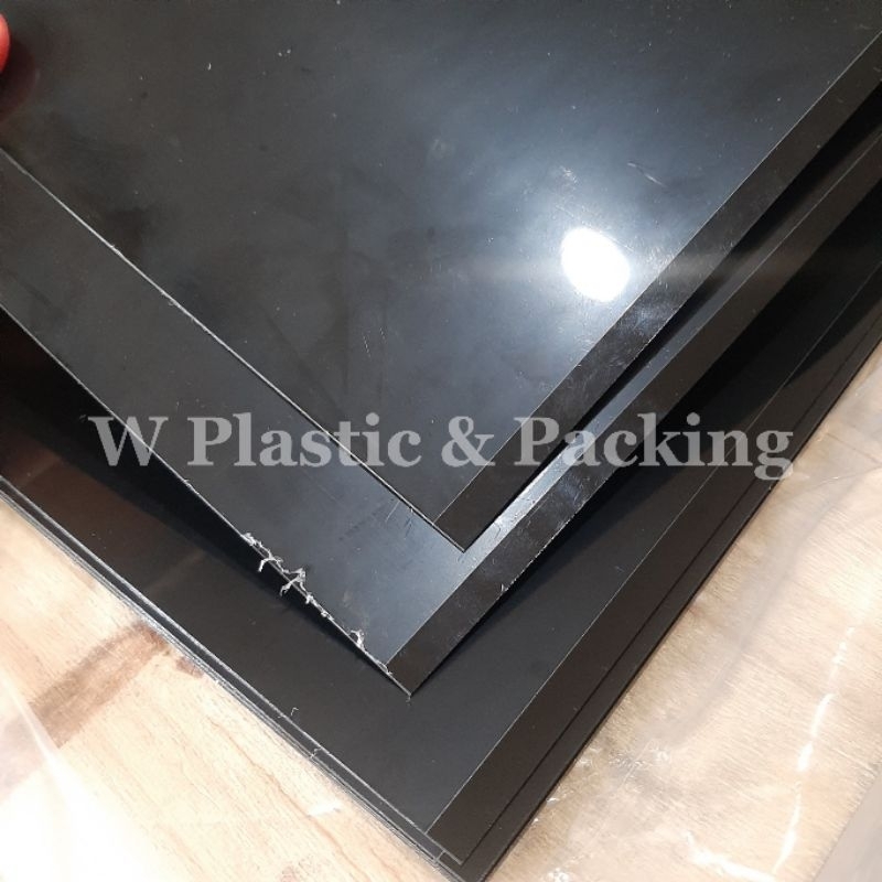 PVC hitam lembaran / PVC black glossy 1mm x 100 x 200cm