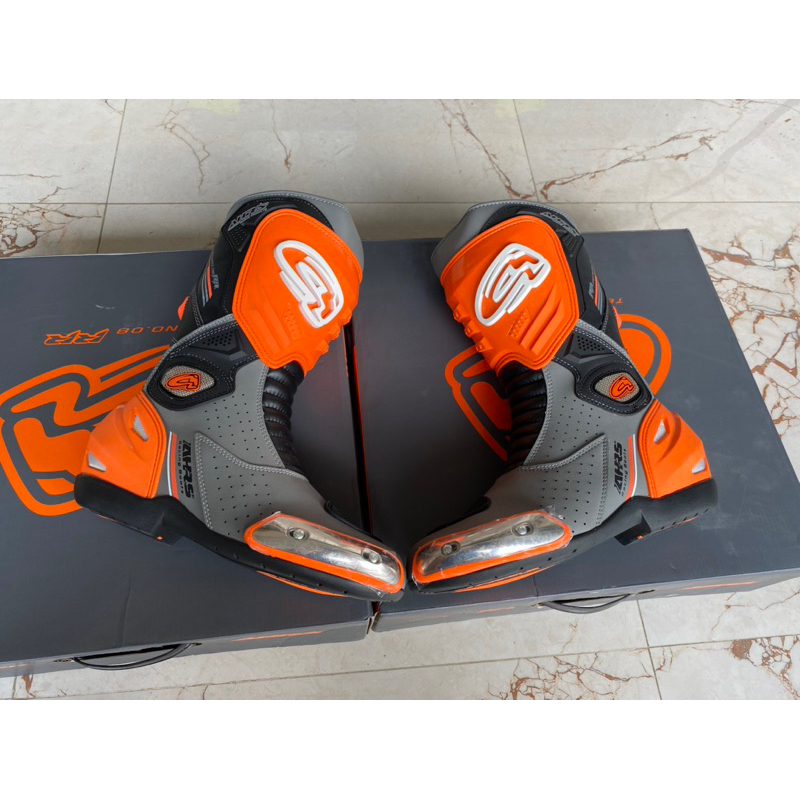 Sepatu Balap AHRS “New”