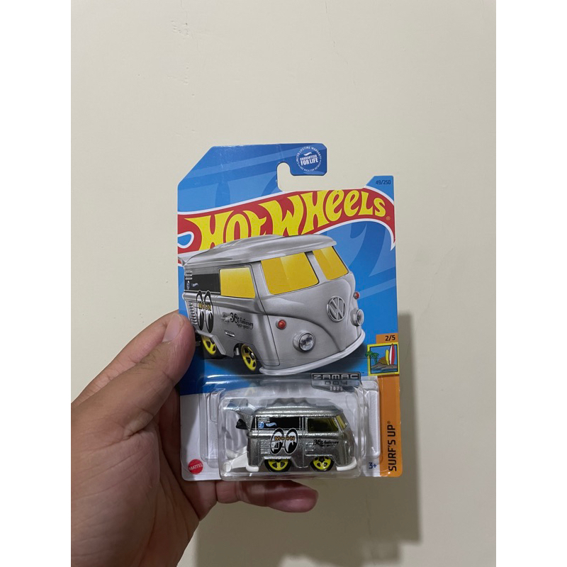 hotwheels kool kombi mooneyes zamac