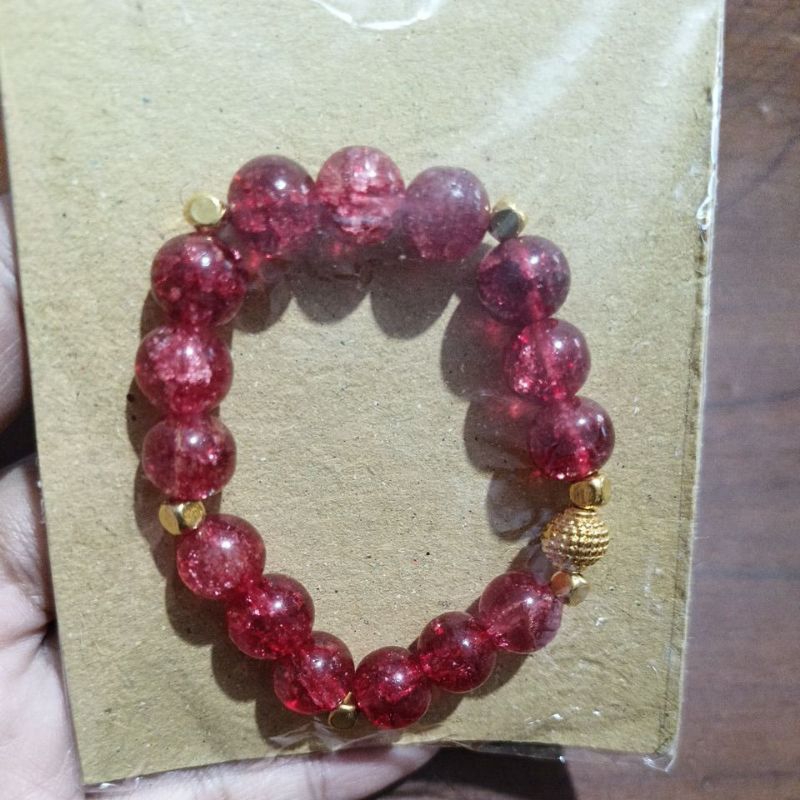 Gelang Giok merah