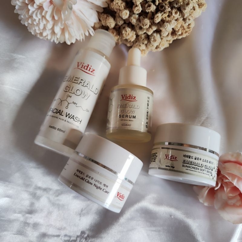 Vidiz Baniar Emerald Glow set Skincare