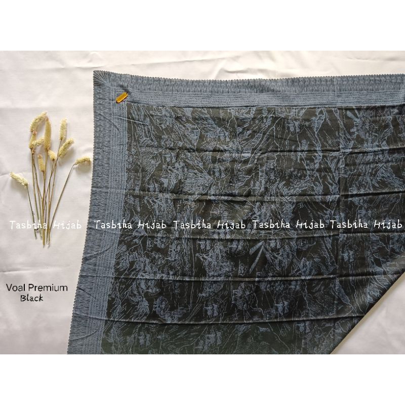 Jilbab segi empat motif voal premium warna hitam