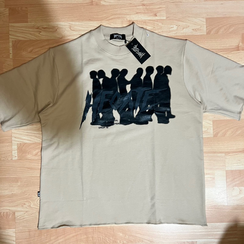 HECATES Hecate Interraction “Stone Cold” Cream Tshirt