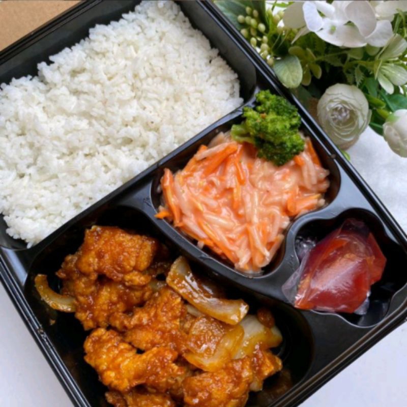 

NASI BOX/Chicken teriyaki/Lada hitam