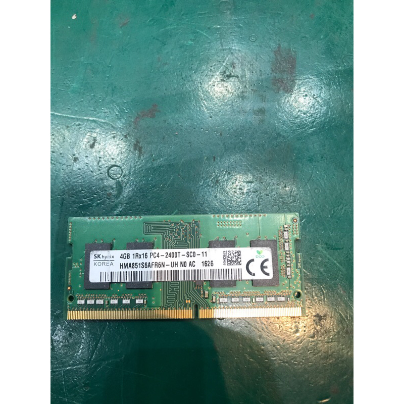 SKhynix SO-DIMM 4GB 1Rx16 DDR4 - 2400T