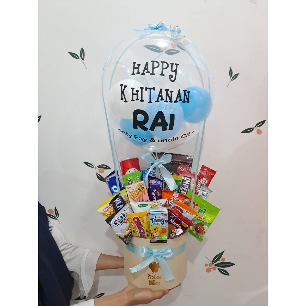 

Bloom Box Hampers snak costum dikirim hari H
