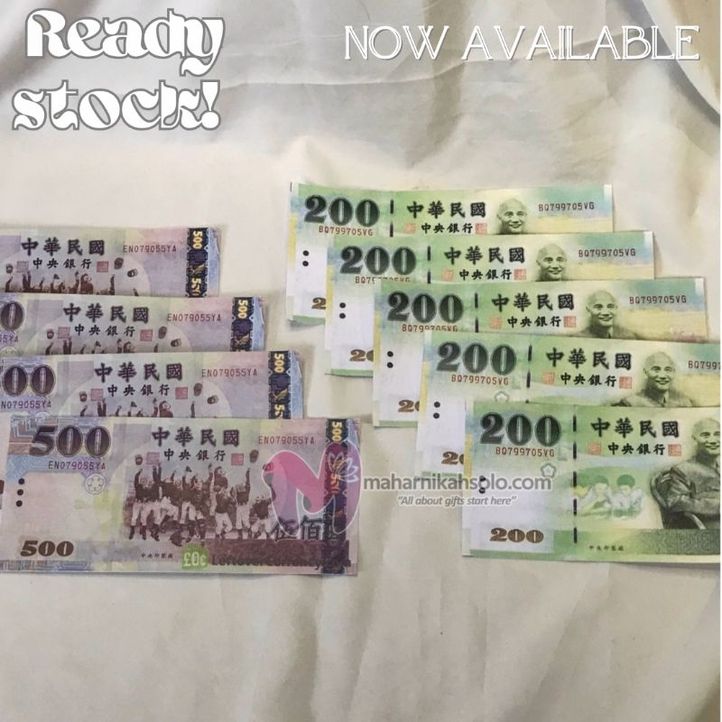 Replika Uang Taiwan 500 dan 200 Yuan