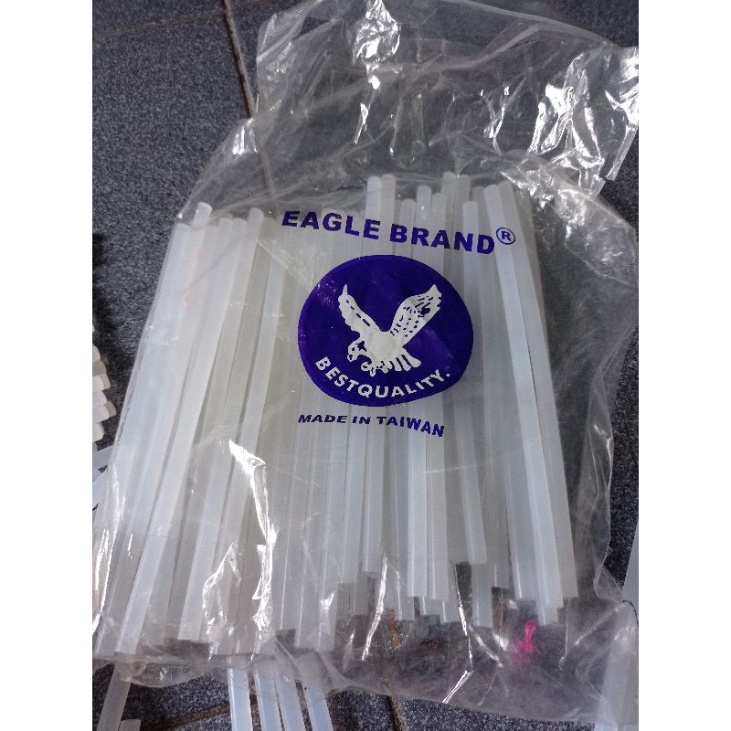 

Refill Lem Tembak merek Eagle Brand (made in Taiwan) Per 5 Stick