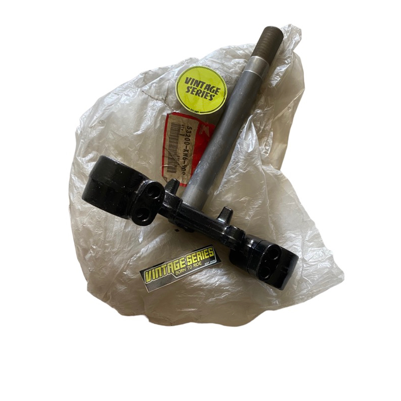 T BAWAH HONDA NSR SEGITIGA BAWAH NSR SP 53200-kw6-900 SEGITIGA SHOCK HONDA NSR ORIGINAL