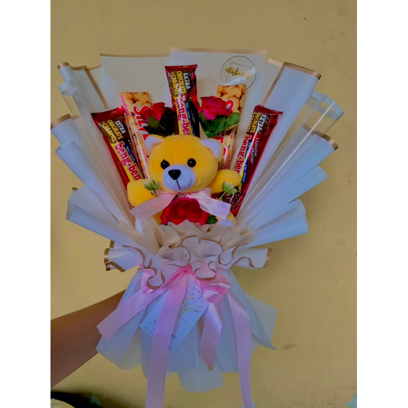 Buket wisuda viral | snack makanan | boneka