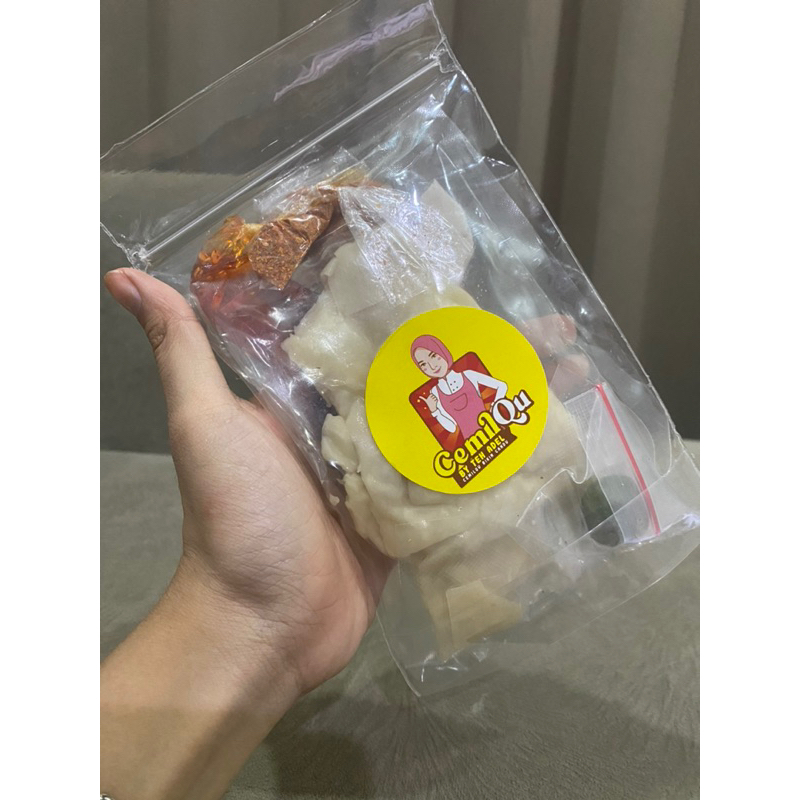 

pangsit kuah Tulang rangu by Teh Adel