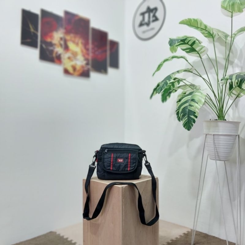 Tas Selempang Diesel 240923