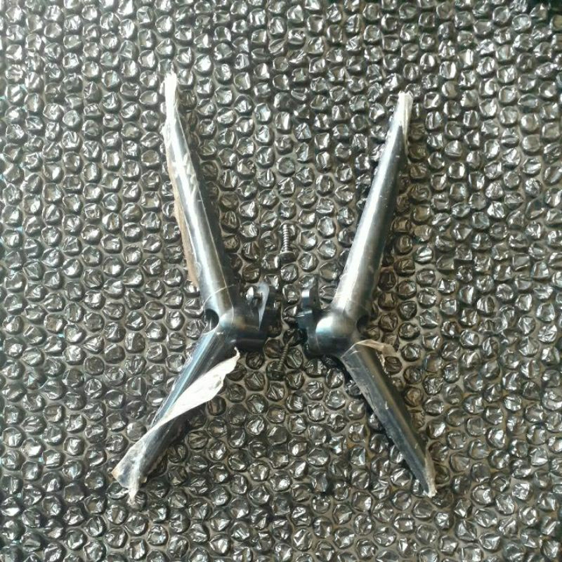 STAND KAKI TV LED POLYTRON 32 IN