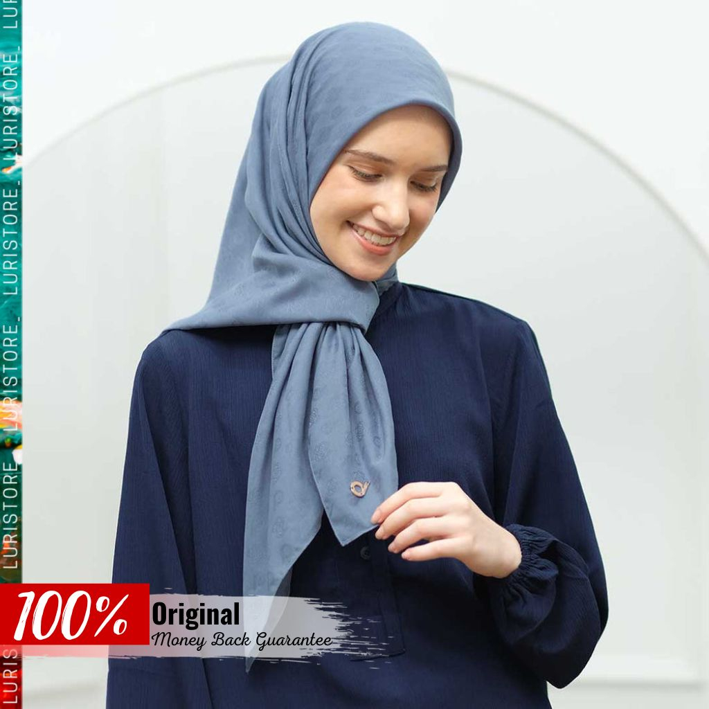 LURISTORE | DEENAY ELEANOR FLINT STONE ORIGINAL | Kerudung Segi Empat Polos Terbaru Warna Biru Muda