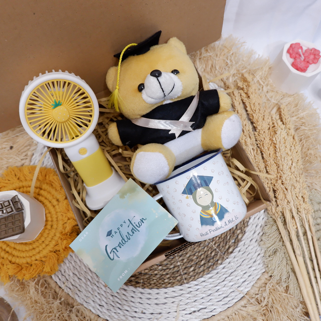 Kado Wisuda Cewek Cowok / Kado Boneka Wisuda / Graduation Gift / Kado Wisuda Murah / Wisuda / Hamper