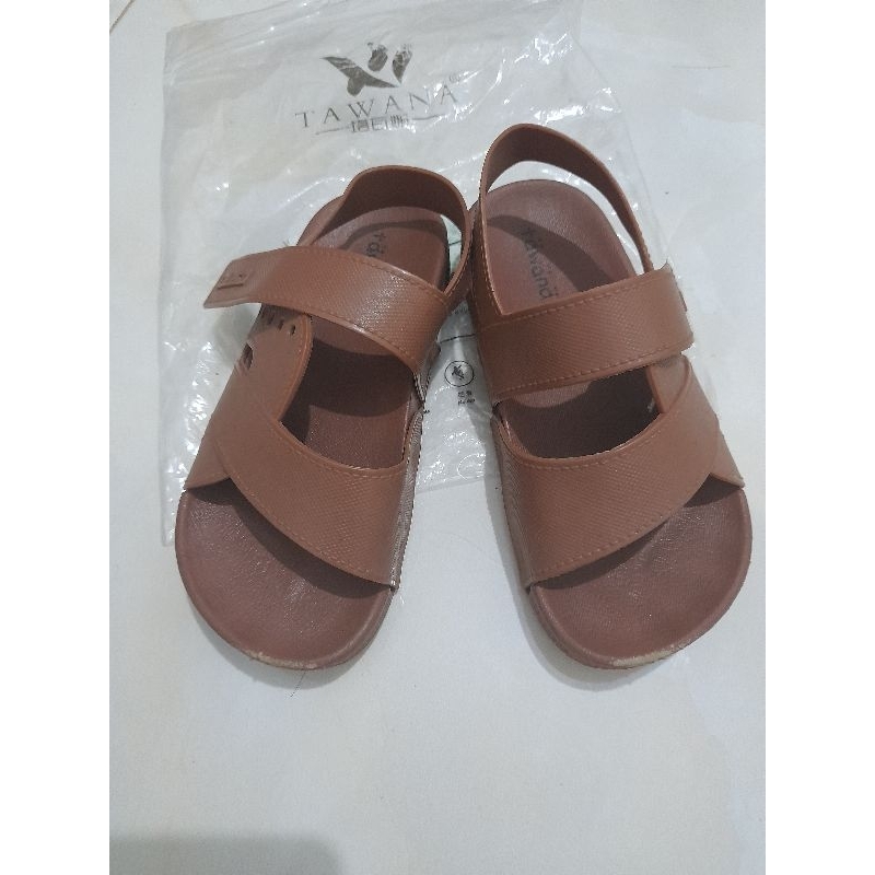 sandal anak Tawana