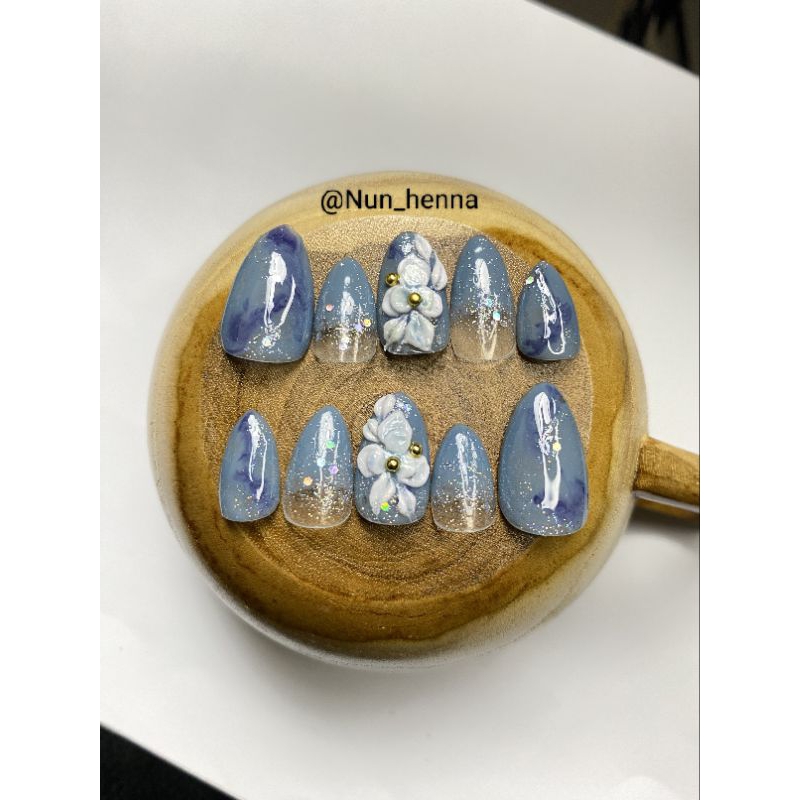 kuku palsu wedding biru wardah