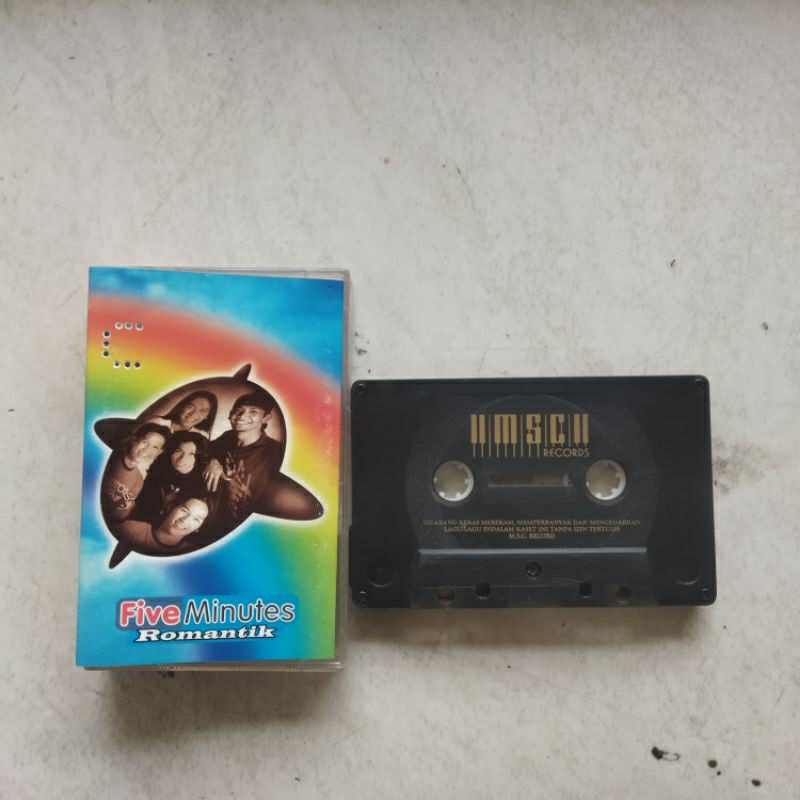 FIVE MINUTES - ROMANTIK