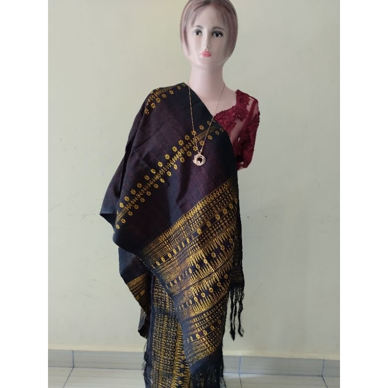 SARUNG TARUTUNG PUCCA BINTIK BUNGA