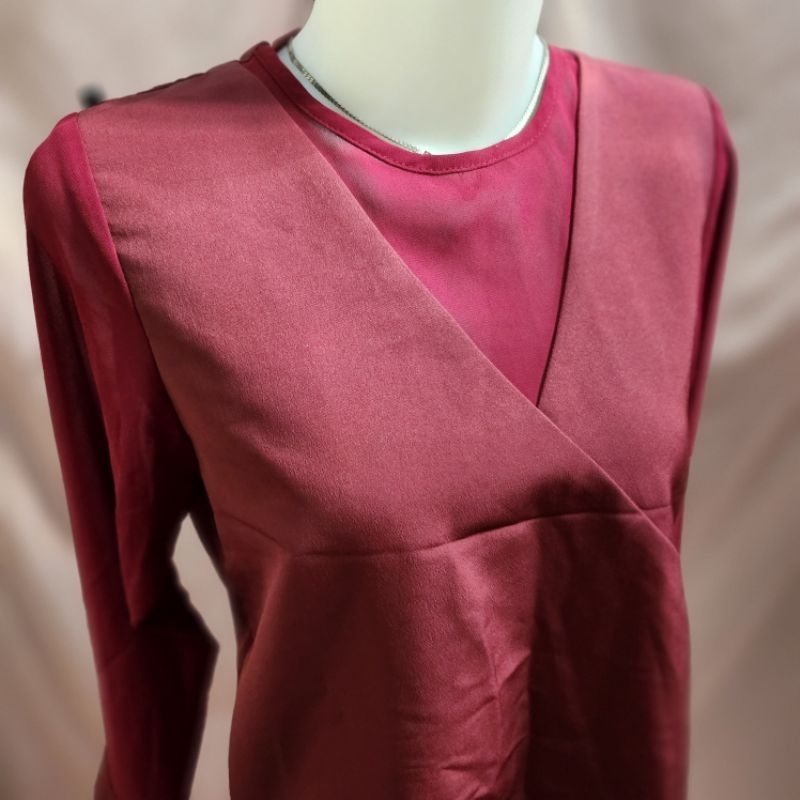 preloved blouse atasan wanita merah maroon