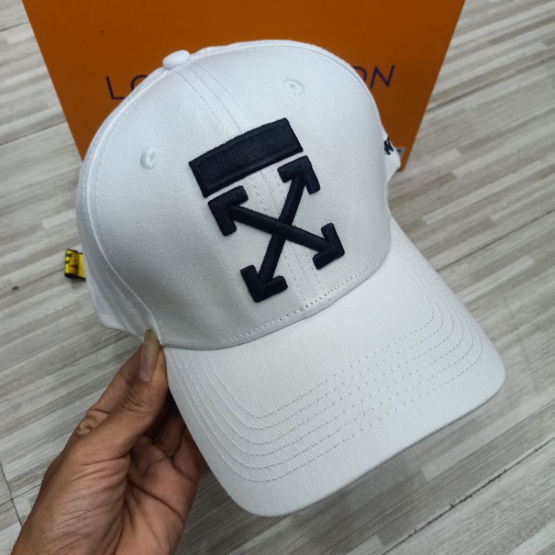 Topi Baseball off white Topi Baseball Import Unisex